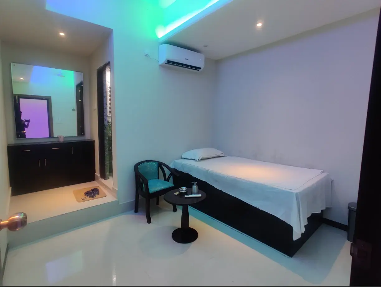 hot oil massage private spa room in Gulshan 2 Dhaka